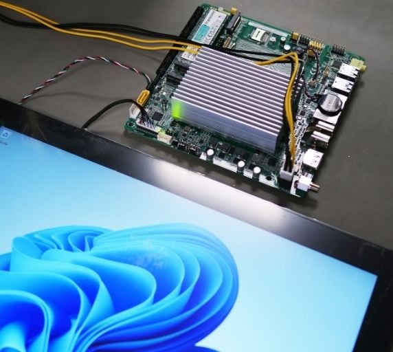 LCD and Board Pairing